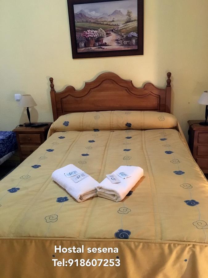 Hostal Сесенья Экстерьер фото
