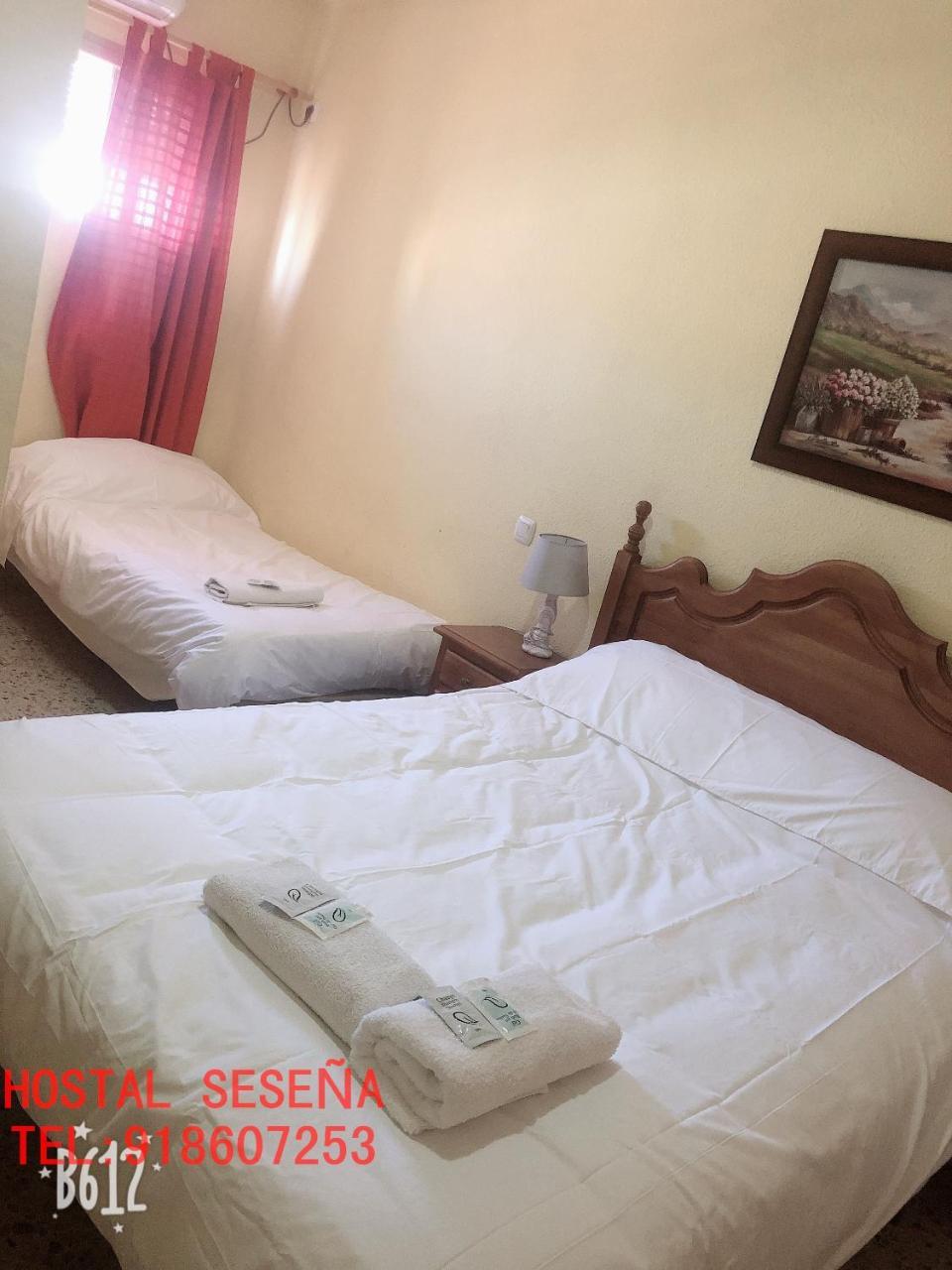 Hostal Сесенья Экстерьер фото
